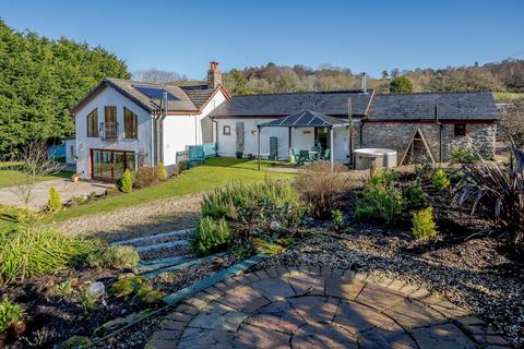 6 bed property, in Glan Llyn Farmhouse, £985,000