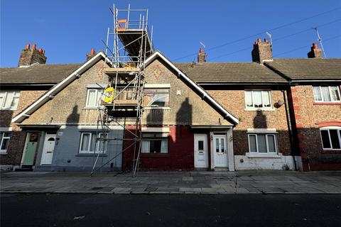 3 bed property, in Summer Seat, £110,000