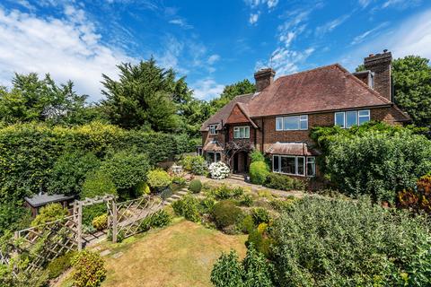 4 bed property, in Trevereux Hill, £1,400,000