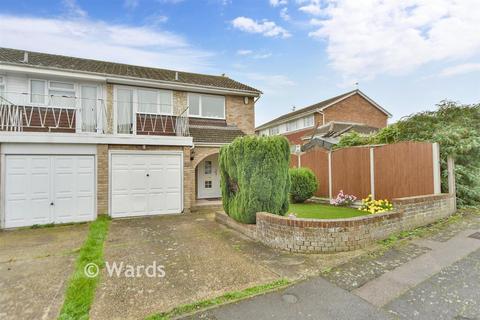 3 bed property, in Bradley Drive, £300,000