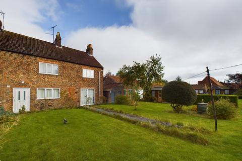 3 bed property, in West End, £290,000