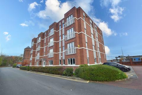 2 bed property, in The Locks, £104,500