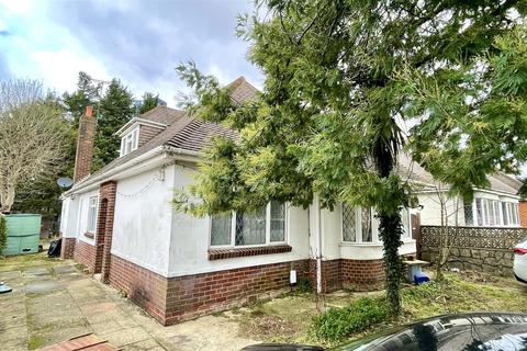 9 bed property, in West View Road, £525,000
