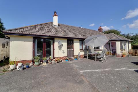 4 bed property, in Burrington, £370,000