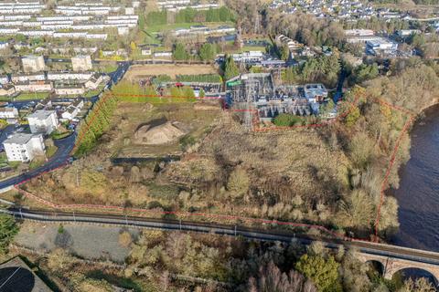 Studio, in Industrial Development Site, £750,000