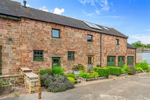 4 bed property, in The Old Cart Shed, £580,000