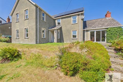 4 bed property, in Cilgerran, £299,950