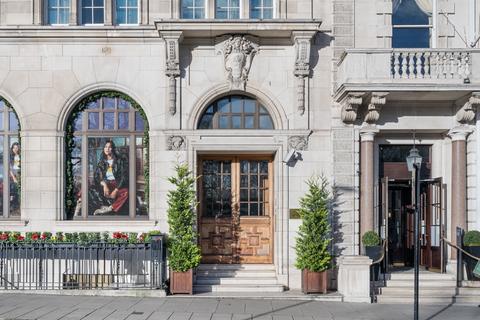 2 bed property, in 134 Piccadilly, £2,450,000