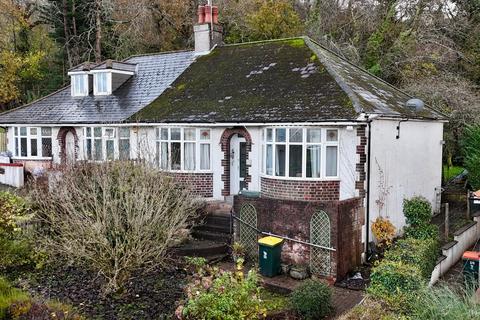2 bed property, in Caerleon Road, £150,000