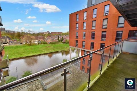 2 bed property, in Adelphi Street, £130,000