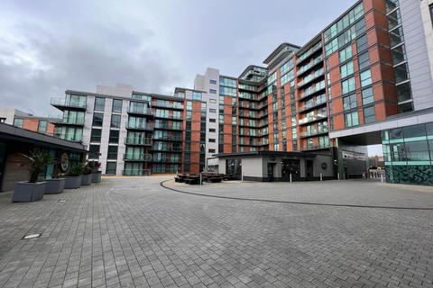 1 bed property, in Fitzwilliam Street, £75,000