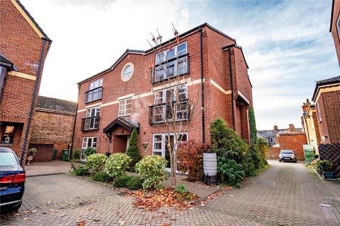 2 bed property, in Wellowgate Mews, £100,000