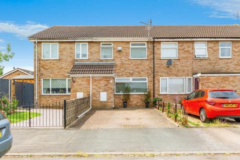 3 bed property, in Norman Way, £235,000