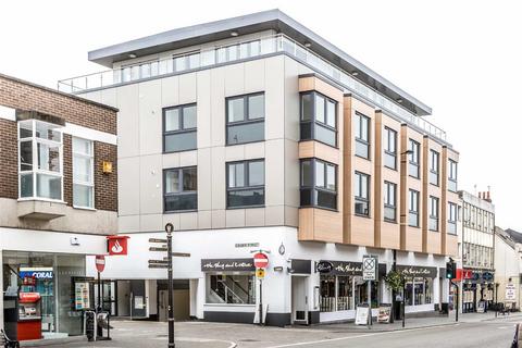 1 bed property, in Hanover House, £275,000