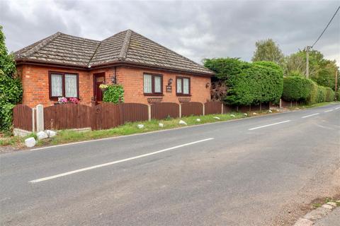 2 bed property, in Rectory Cottage, £325,000