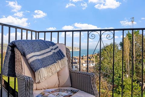 7 bed property, in Swanage, £1,750,000