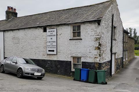 3 bed property, in Main Street, £150,000