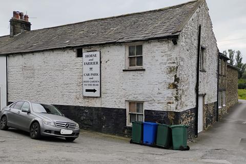 3 bed property, in Main Street, £150,000