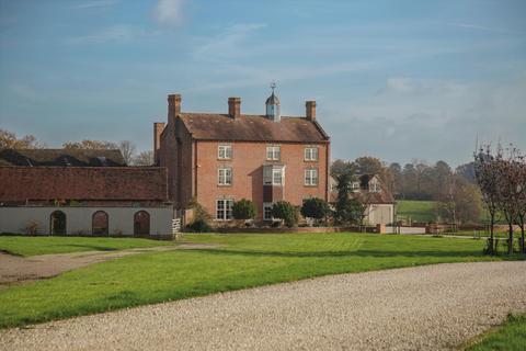 7 bed property, in Broad Lane, £3,250,000