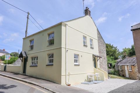 3 bed property, in Duporth Road, £375,000