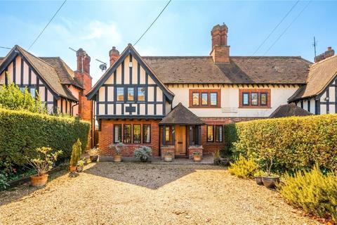 4 bed property, in Colchester Road, £535,000