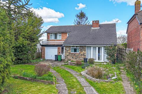 3 bed property, in Butchers Lane, £380,000