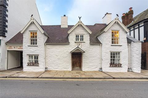 4 bed property, in Stryd Y Castell, £875,000