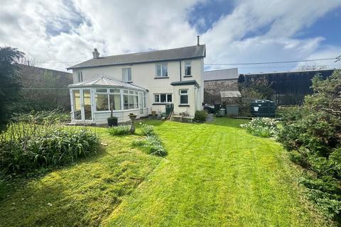 3 bed property, in North Buckland, £440,000