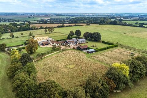 9 bed property, in Dallinghoo, £1,250,000