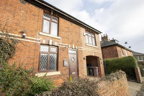 3 bed property, in The Poplars, £375,000