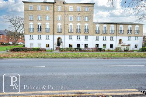 2 bed property, in Circular Road South, £135,000