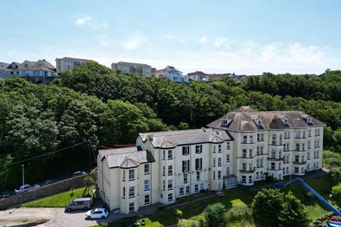3 bed property, in Kingsley Road, £95,000