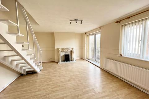 2 bed property, in St. Johns Green, £45,000