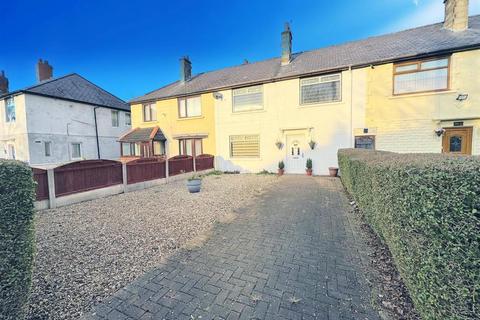 3 bed property, in Crosgrove Road, £130,000
