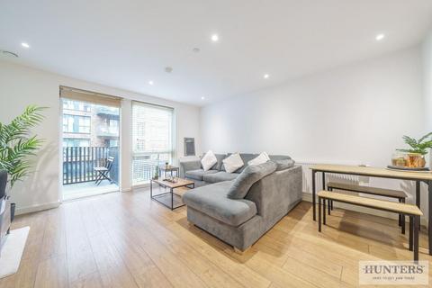 1 bed property, in 5 Regal Walk, £250,000