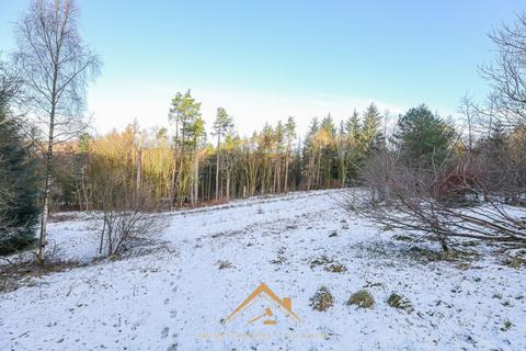 Land, in at Seafar Road, £200,000