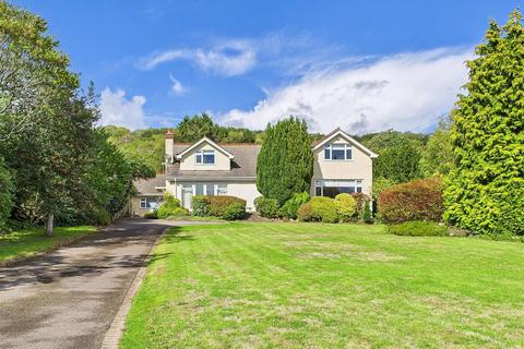 4 bed property, in Clevedon Road, £1,300,000