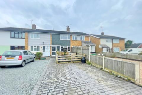 2 bed property, in Talisman Close, £310,000