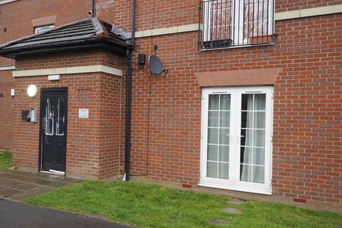 2 bed property, in Lambwath Hall Court, £70,000