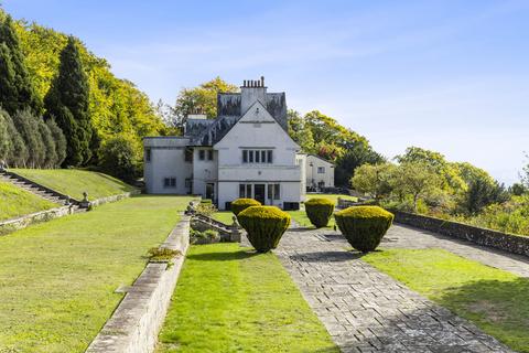 15 bed property, in Guildford, £3,500,000