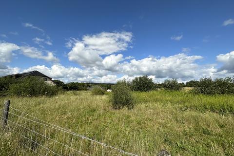 Studio, in Onllwyn Road, £95,000