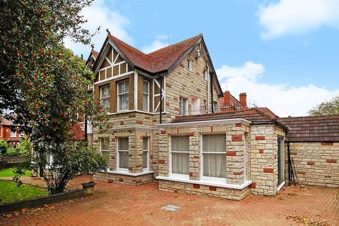 6 bed property, in Teignmouth Road, £3,000,000