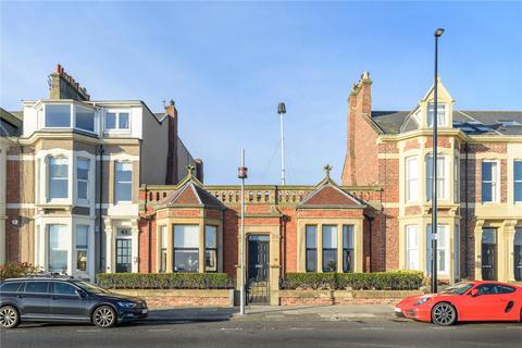 4 bed property, in Beverley Terrace, £1,250,000