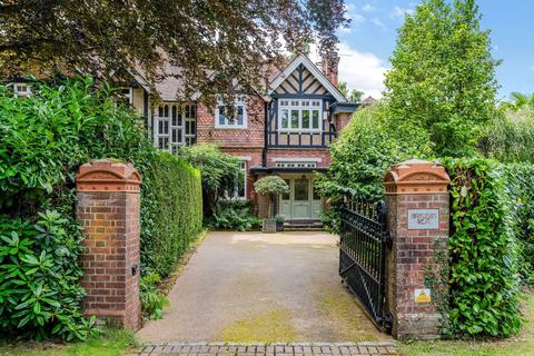 4 bed property, in Dormans Park, £1,100,000