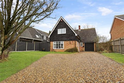 3 bed property, in Hargham Road, £525,000