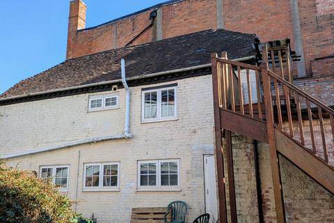 1 bed property, in Lower Leys, £63,000