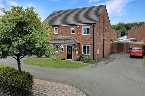 3 bed property, in Station Road, £220,000