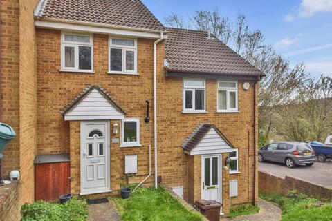 2 bed property, in Clover Bank View, £260,000