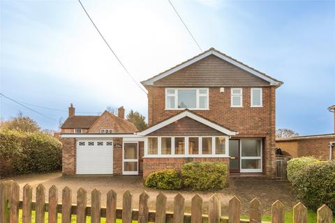3 bed property, in Flowers Bottom Lane, £765,000