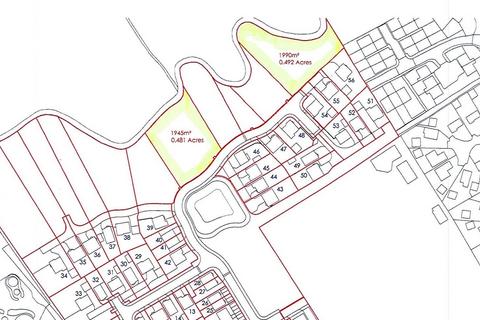 Land, in Crown Drive, £15,000